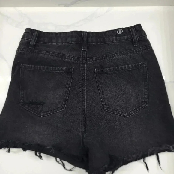 Elite Jeans Black Denim Shorts - Picture 6 of 8